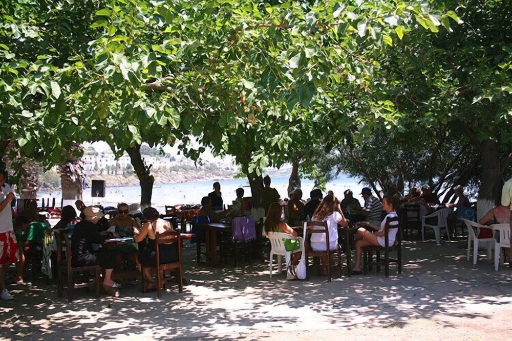 Meteor Beach Hotel
