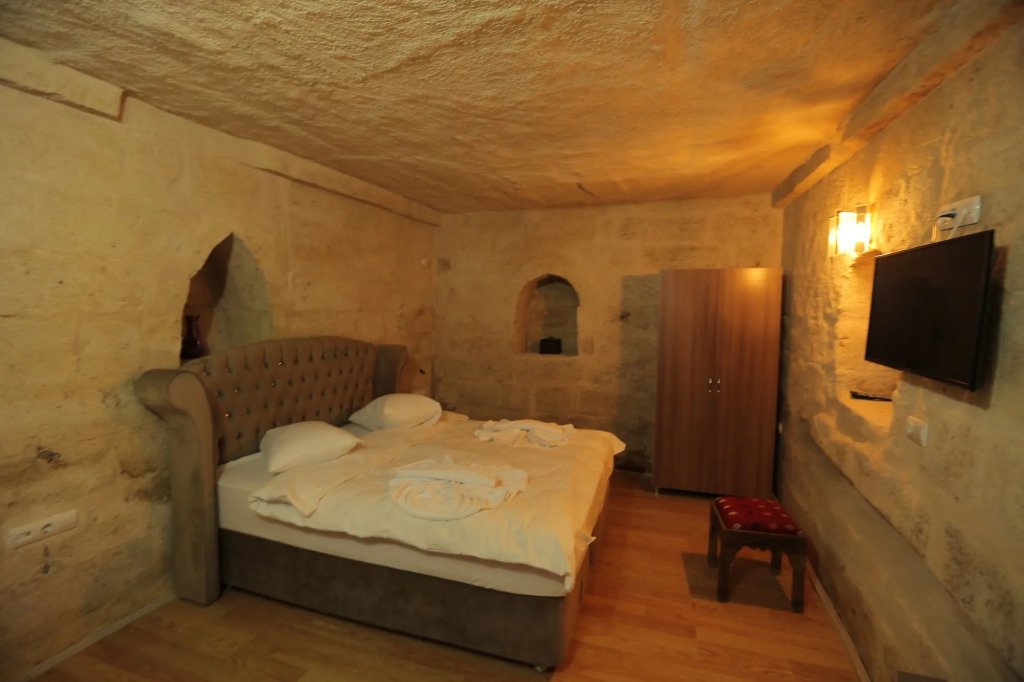 Sandık cave house