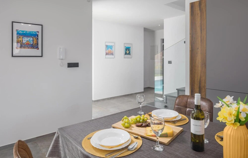 Nice Home in Liznjan With Outdoor Swimming Pool, Wifi and 3 Bedrooms