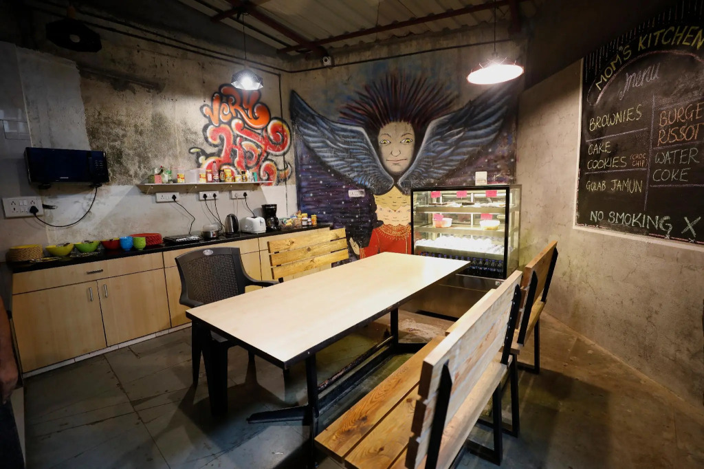 Nap Manor Hostels