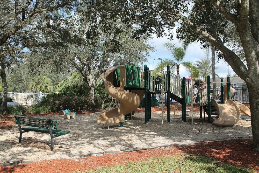 Windsor Palms Condos by OVRH