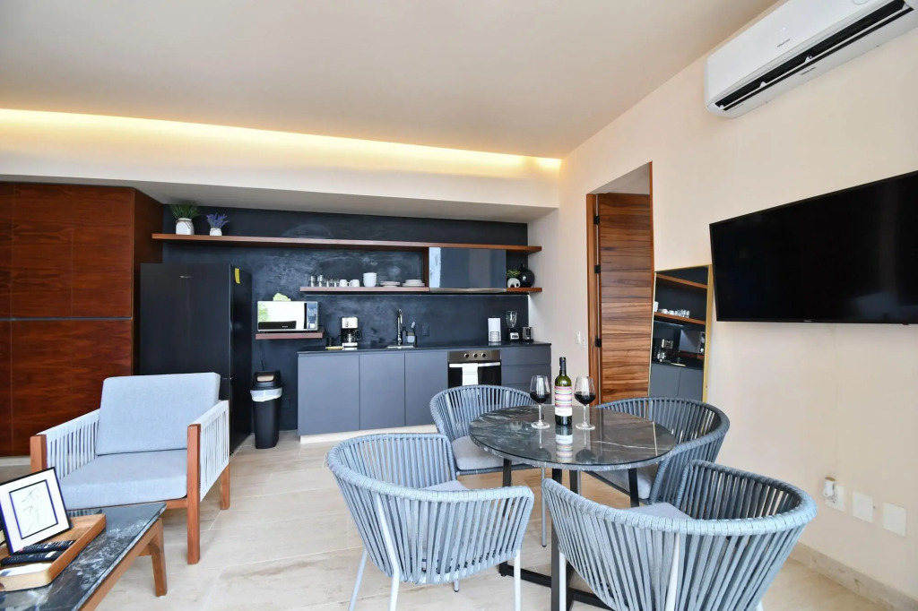 Ceren Luxury Apartments by Spot Rentals