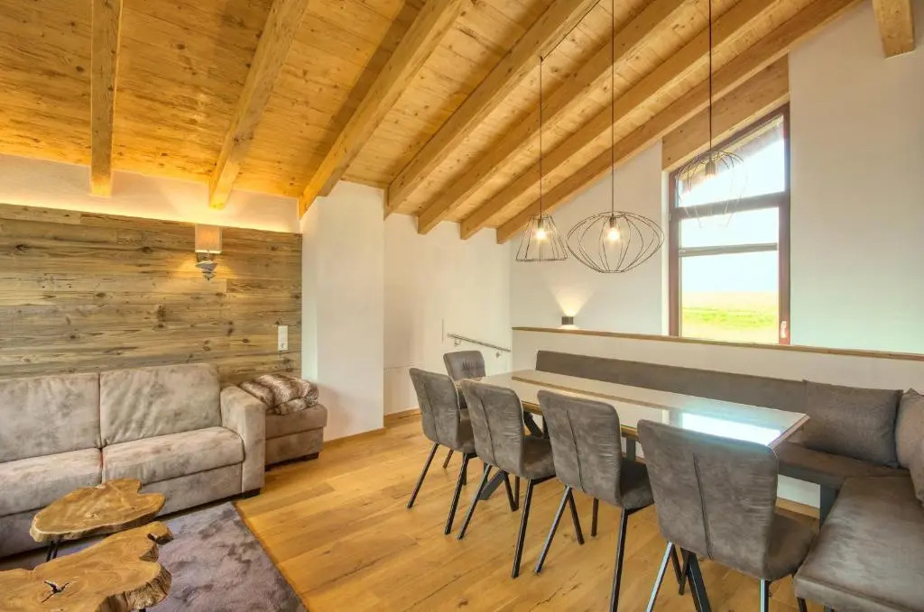 Ski-in Ski-out Chalet Maiskogel 17A by Alpen Apartments