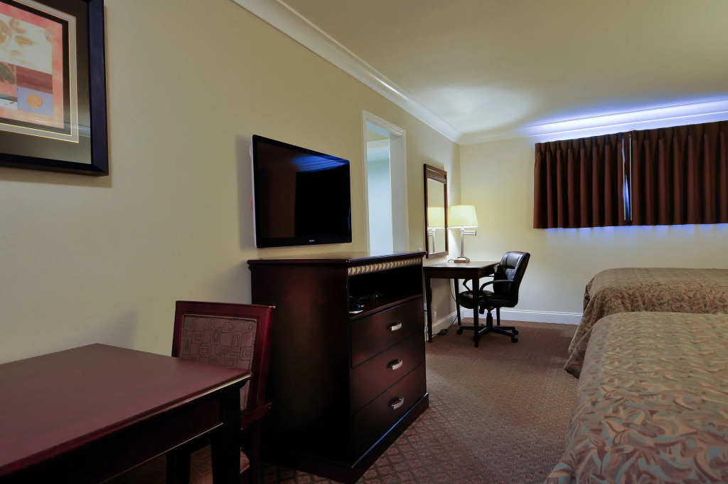 Vagabond Inn Whittier