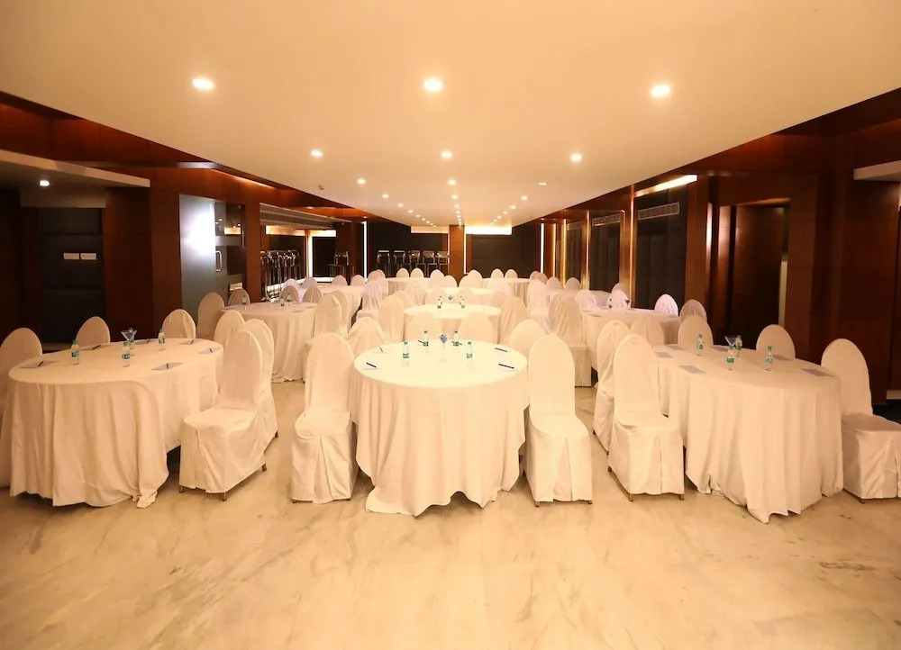 Shravanti Sarovar Portico Bengaluru