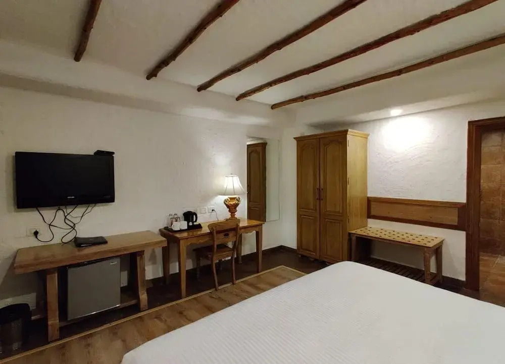 S Hotel