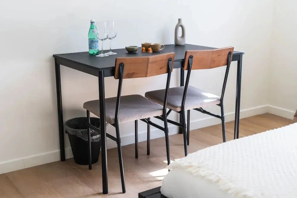 Cozy Stay in 2 Private Rooms, 15 Min to Downtown
