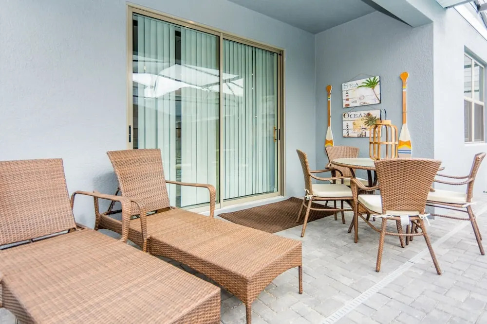 Zurich Sunrise - Private Pool & 24/7 Support