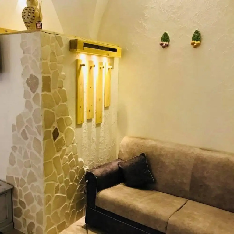 26 Suite Home