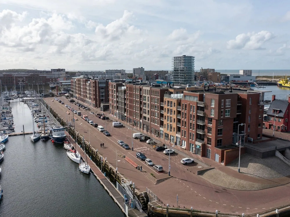 Modern Apartment 500 m From the Centre of Scheveningen
