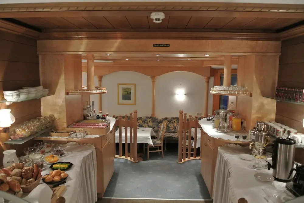 Hotel Garni Central - Zimmer - Studios - Apartments