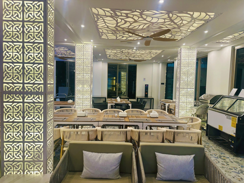 Avyanna Gulhi Beach Hotel
