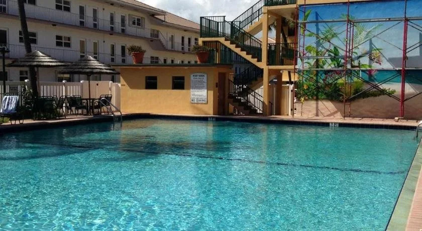 Surf Rider Resort