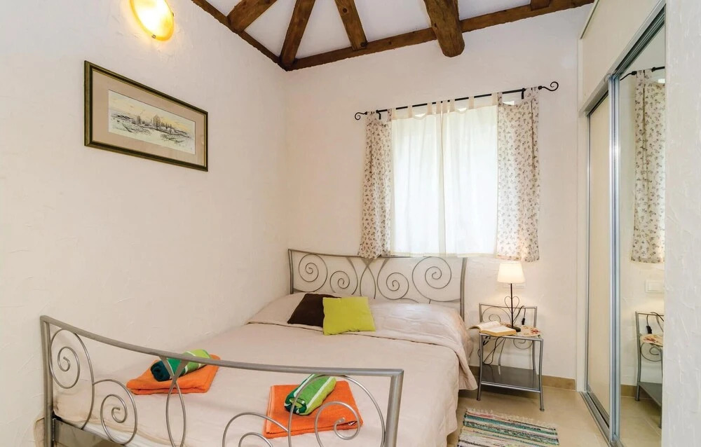 Awesome Home in Cilipi With Outdoor Swimming Pool, Wifi and 4 Bedrooms