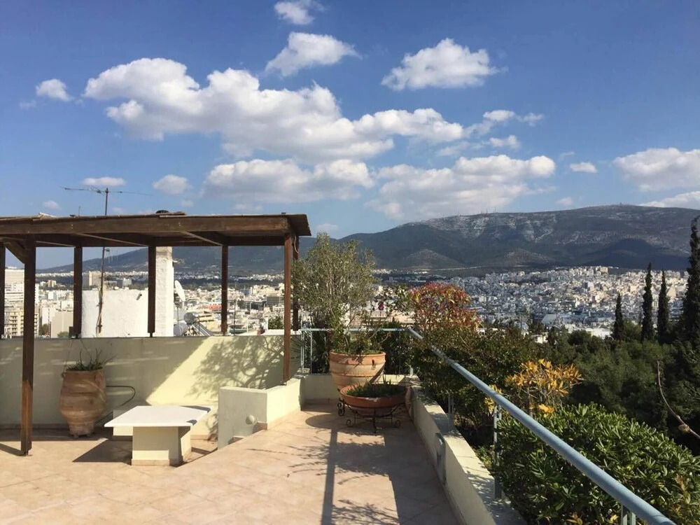 Wondeful Apartment at Lycabettus With Private Pool and Great Views of Athens