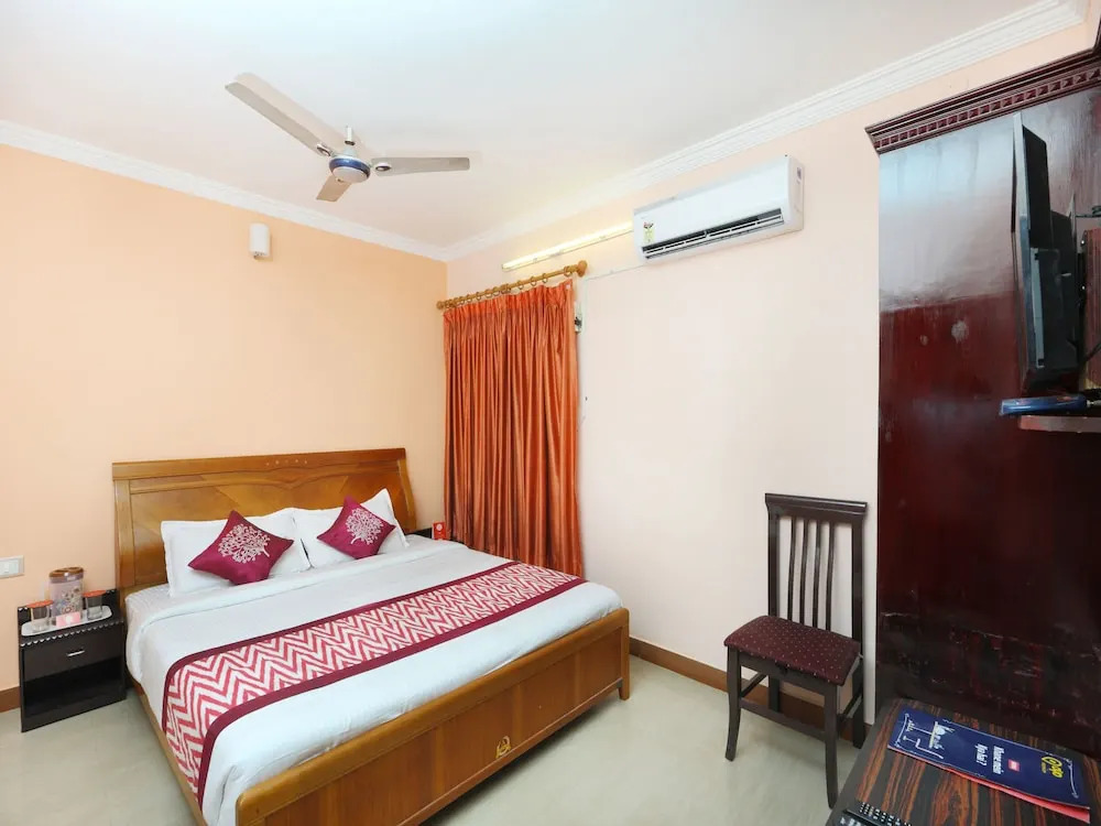 OYO 6849 Dreams Manor