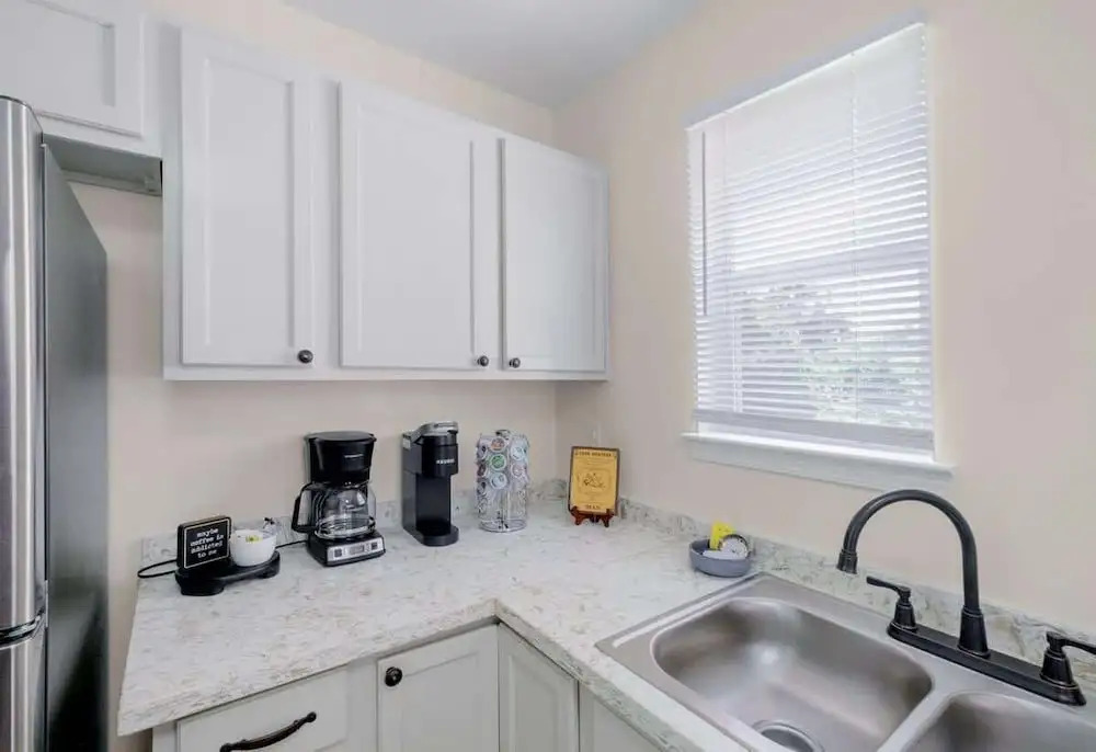 Cozy 2 Bed/1.5 Bath Duplex Just Blocks From Downtown Biloxi