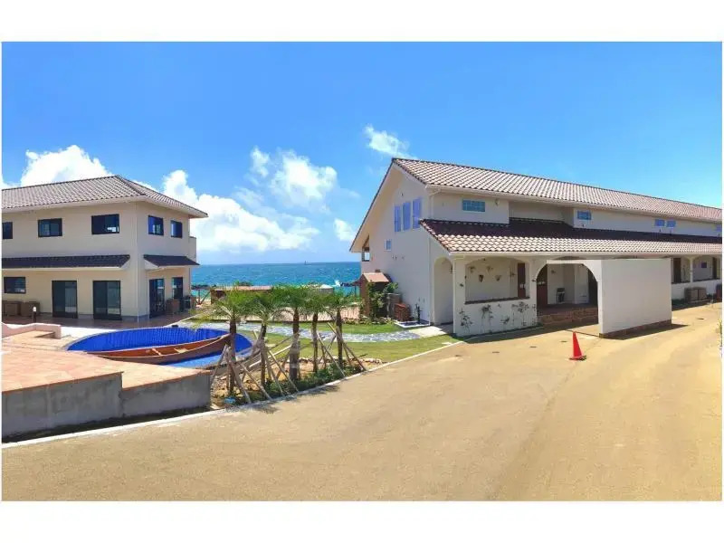 Love & Peace Resort