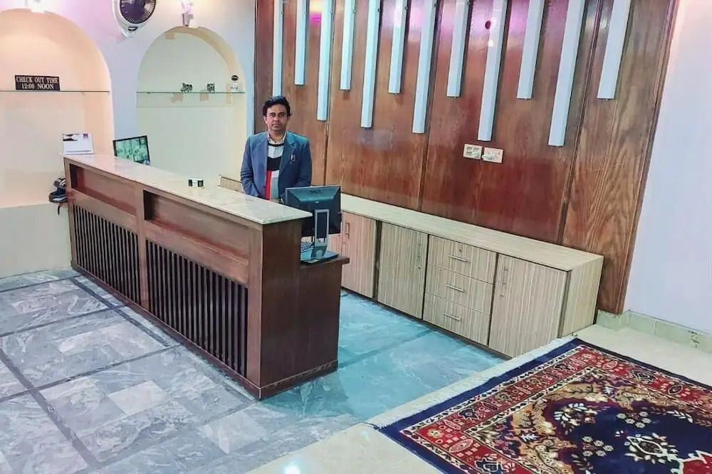 Hotel Shaheen Continental Multan