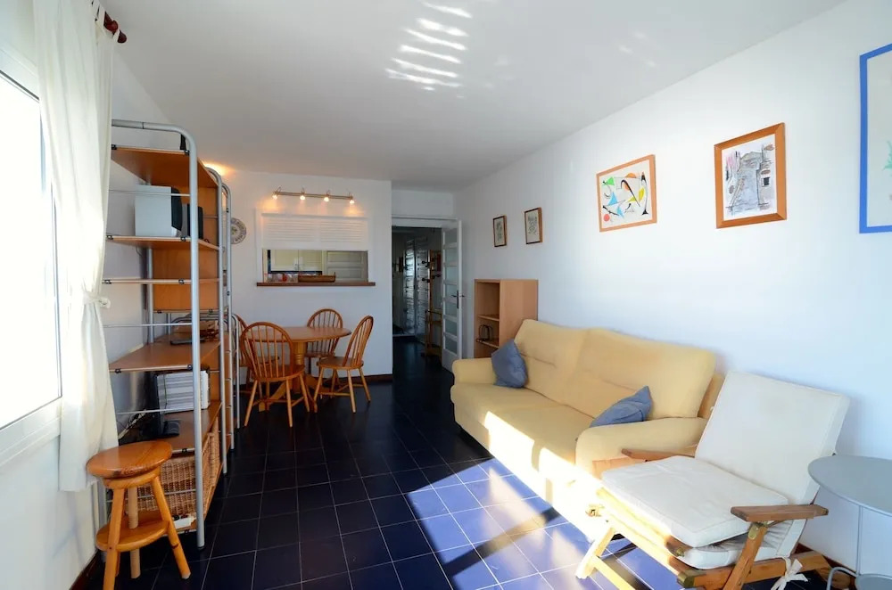 Apartamentos Front Mar