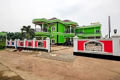 OYO 90715 Green Guesthouse