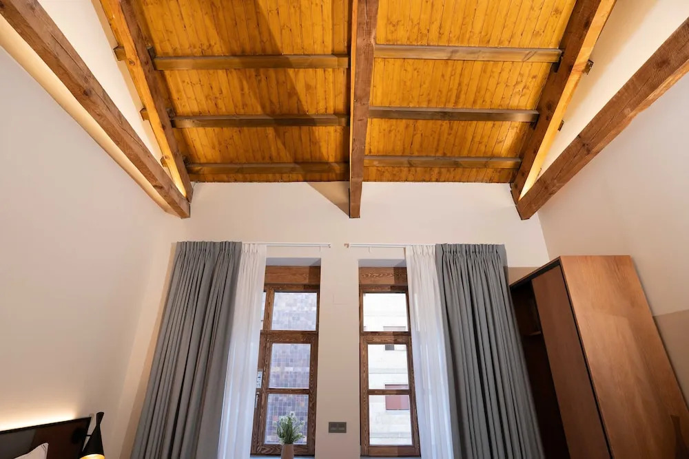 Prisma Suites