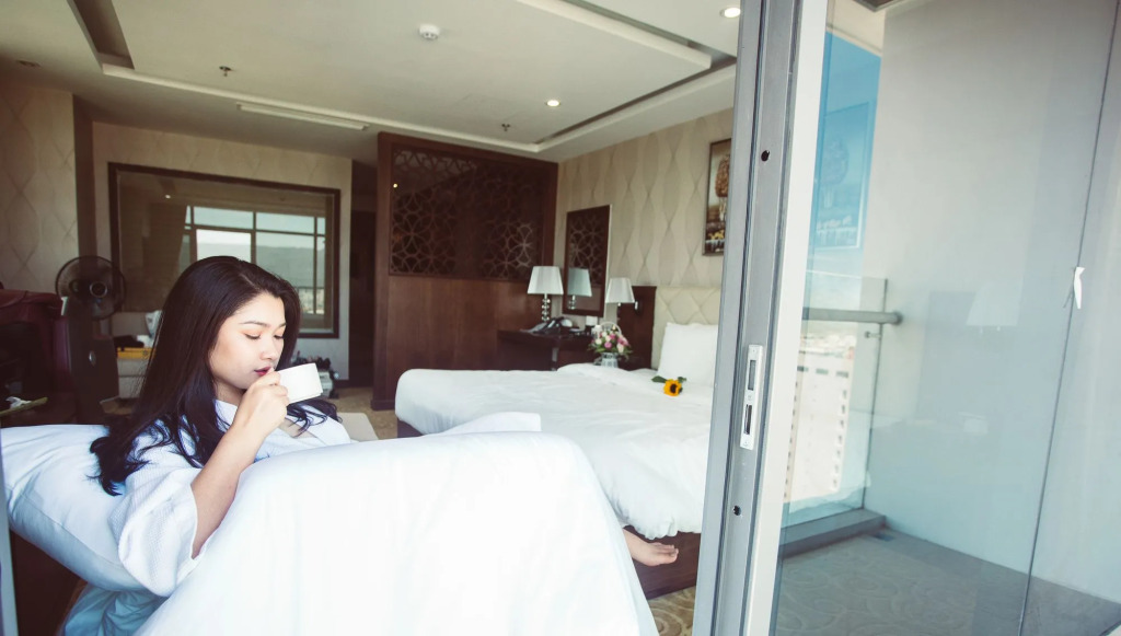 Luxtery Hotel