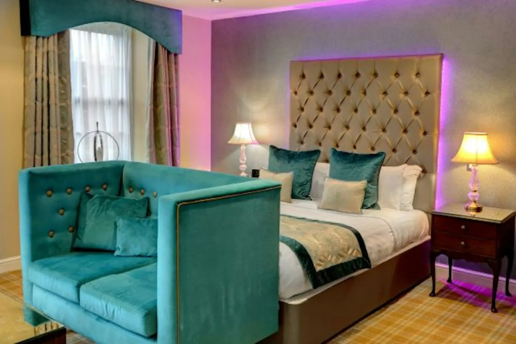 Rogerthorpe Manor Hotel