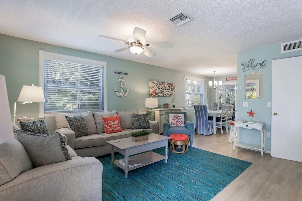 Beach Breeze Hideaway Villa