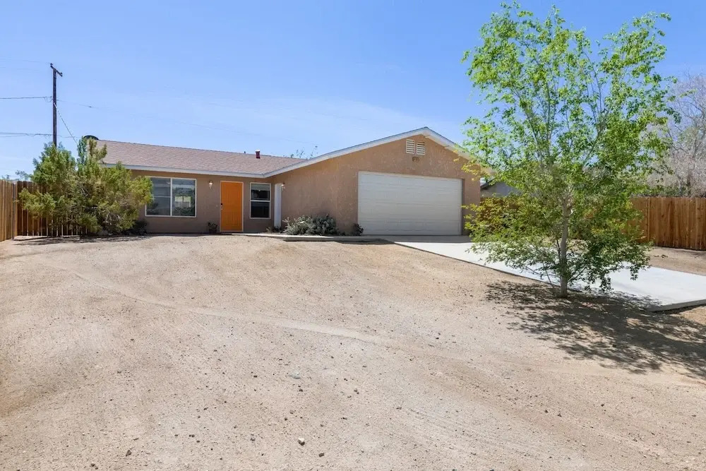 Serenity Sands - Hot Tub, Bbq And Fire Pit! 3 Bedroom Home by RedAwning