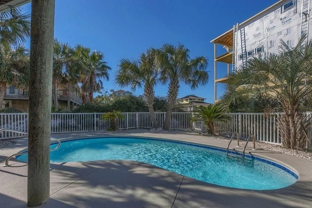 Above and Beyond Apartment 4 Bedroom