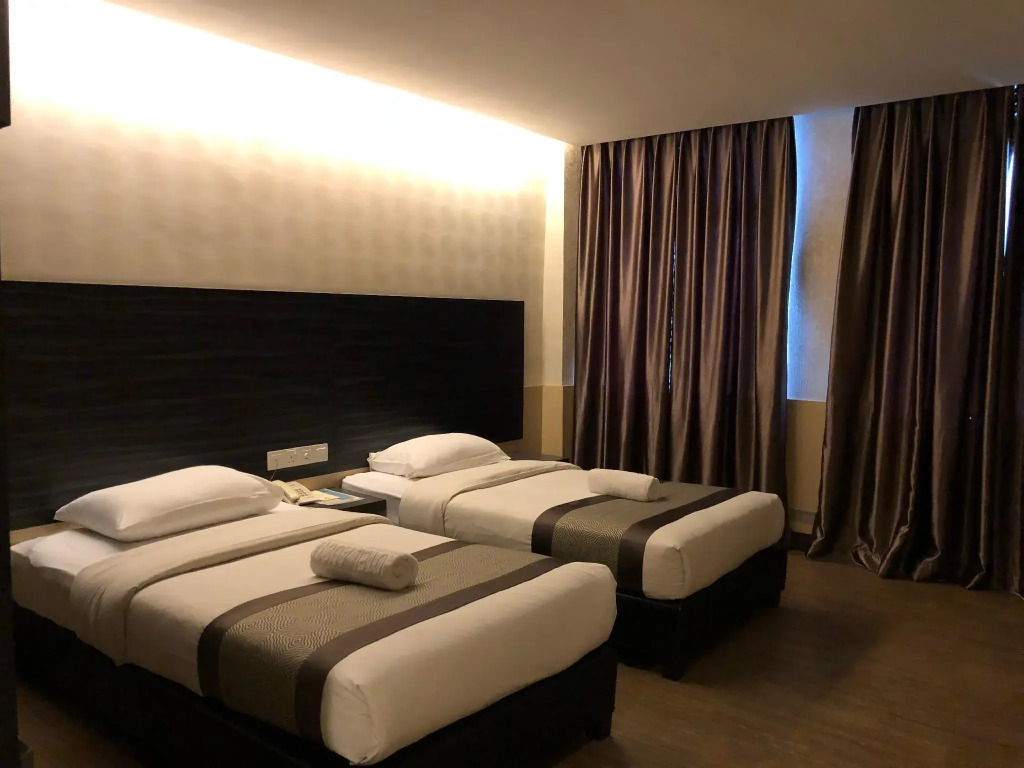 Hotel Austin Paradise