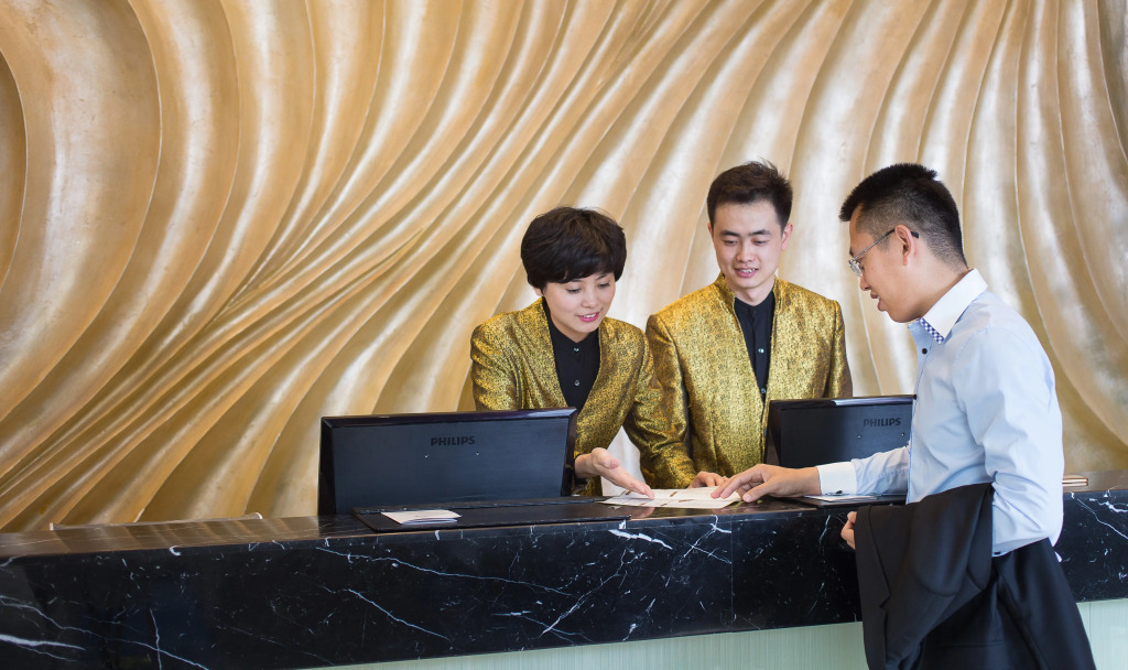 Gloria Plaza Hotel Qingdao