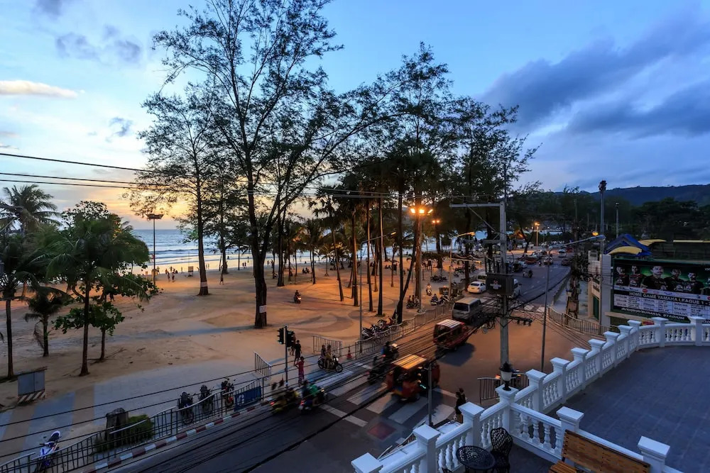 Island Patong Beachfront Apartments