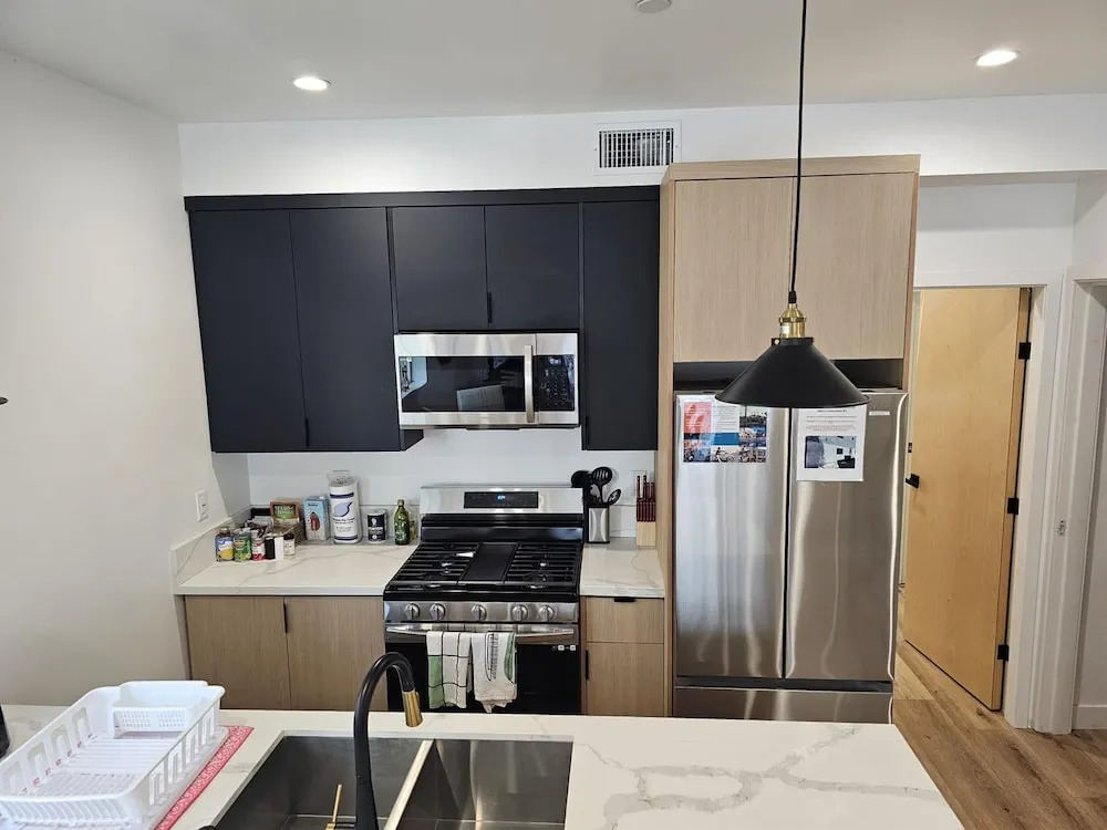 Hollywood Boutique Residences with Free Parking