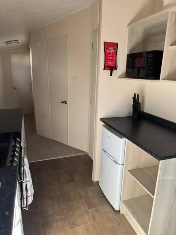 Caravan Emma 2 Bed Robin Hood