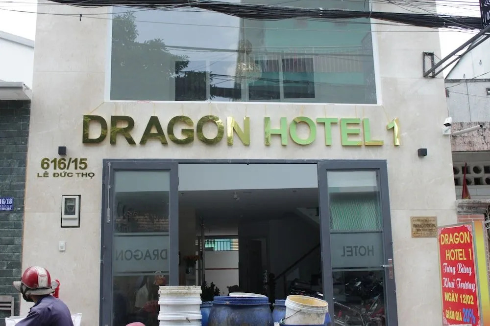 DRAGON HOTEL 1