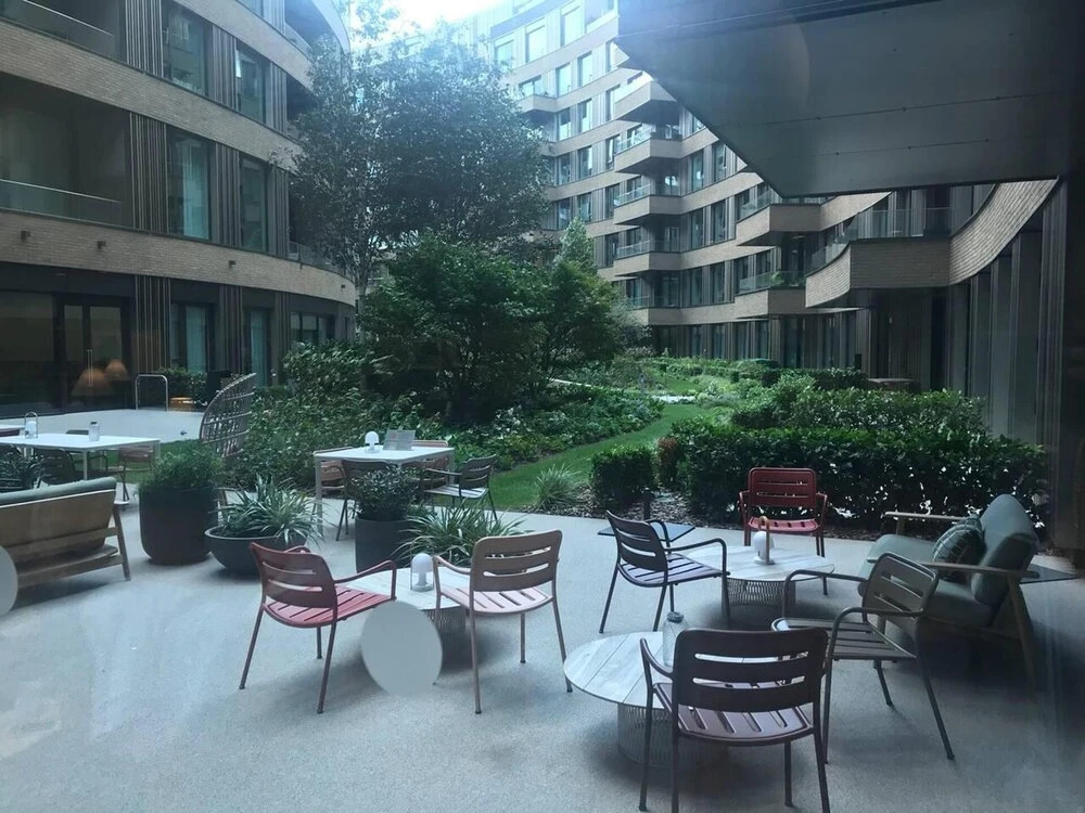 Luxury 1 bed in Soho House Building w Pool, gym