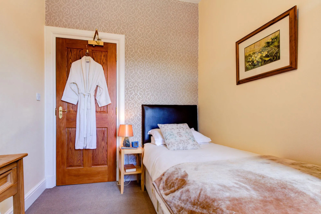 Lyndale Guest House