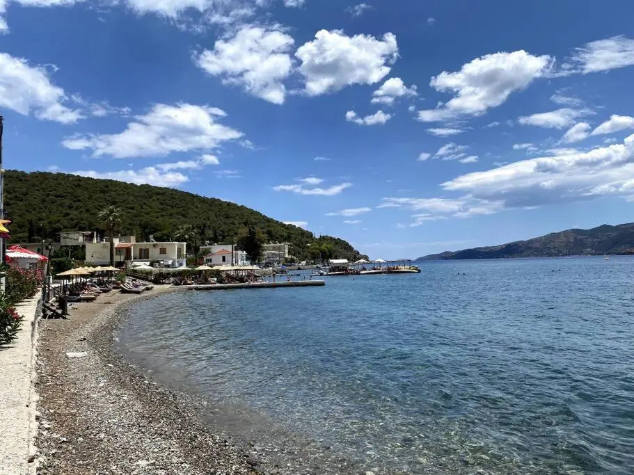 Poros Seaside Suite