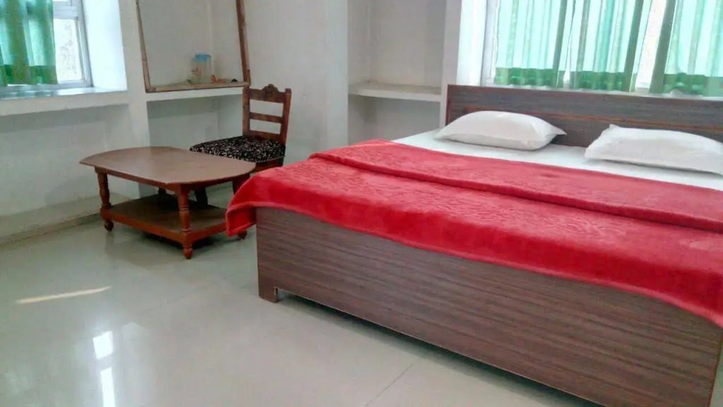 Raj Shanti Guest House Sarnath