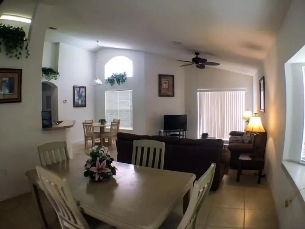 Waterview 1685 Apartment 4 Bedroom