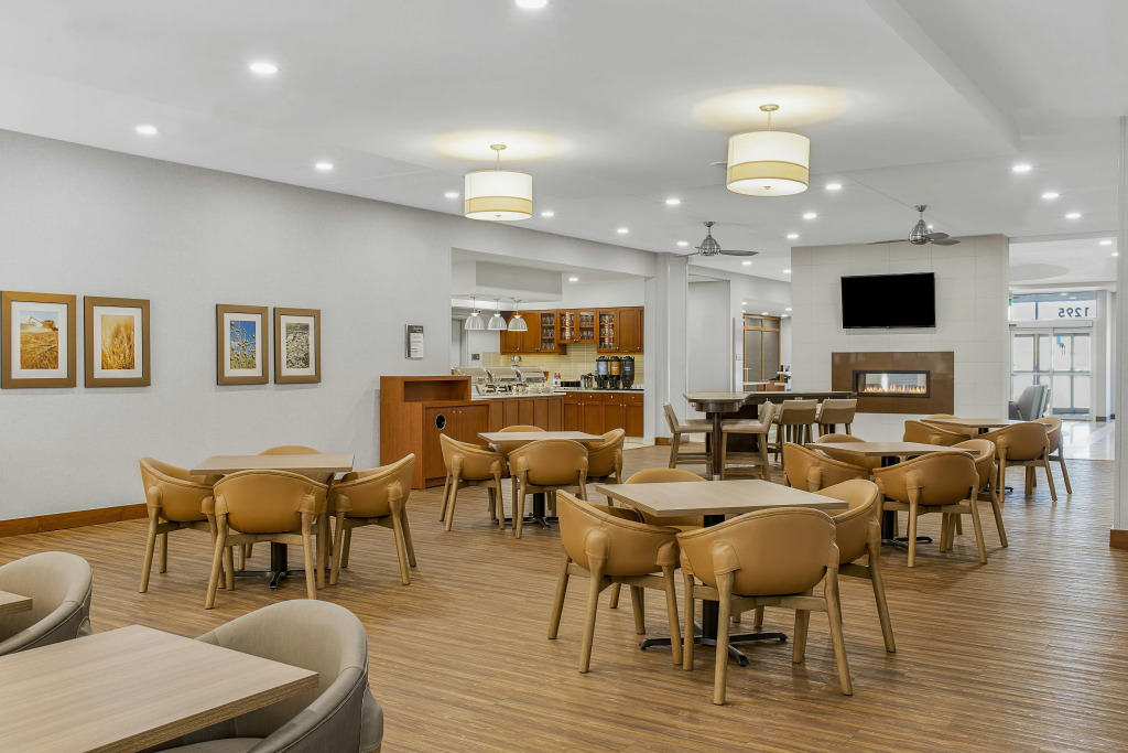 Homewood Suites by Hilton Winnipeg Airport - Polo Park