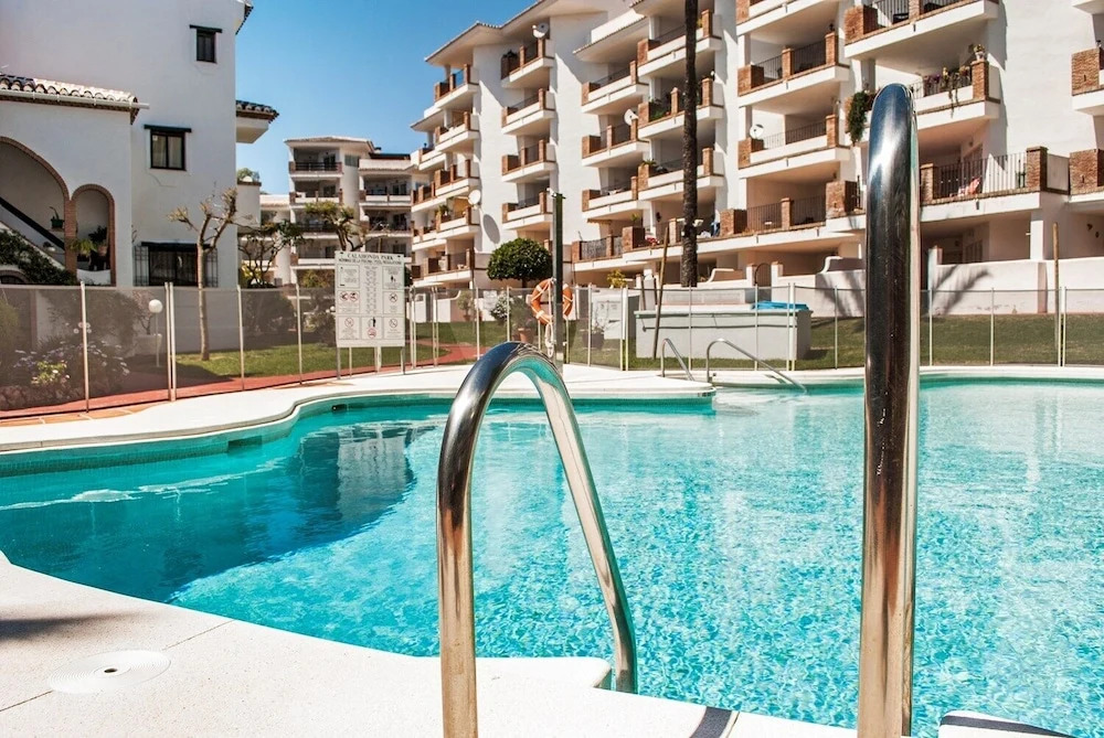 2BR Apartment in Calahonda Near the Beach Ref 91