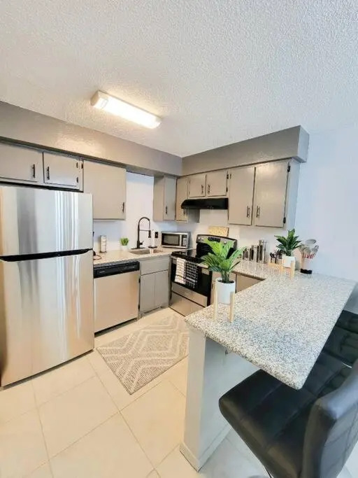 Gorgeous Spacious Condo Centrally located in OKC