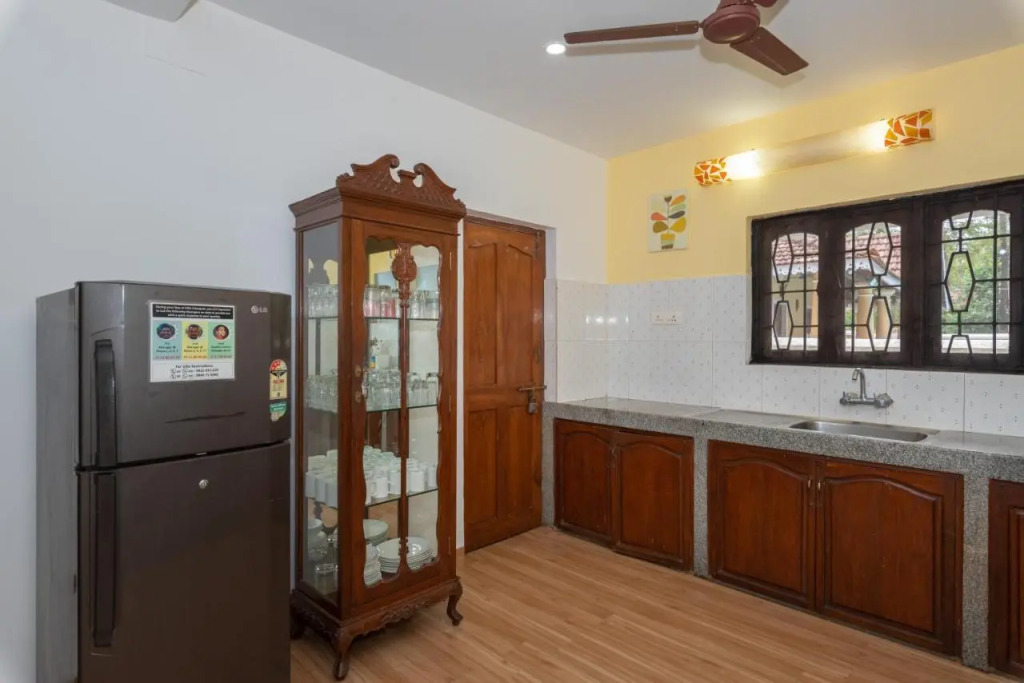 Villa Calangute Phase 17 -16 or 17BHK -Great For Large Groups