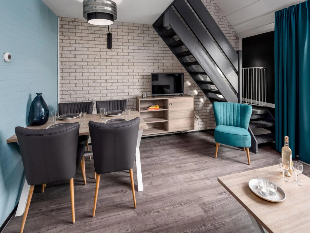 Restyled apartment with dishwasher, near Grevelingen Lake