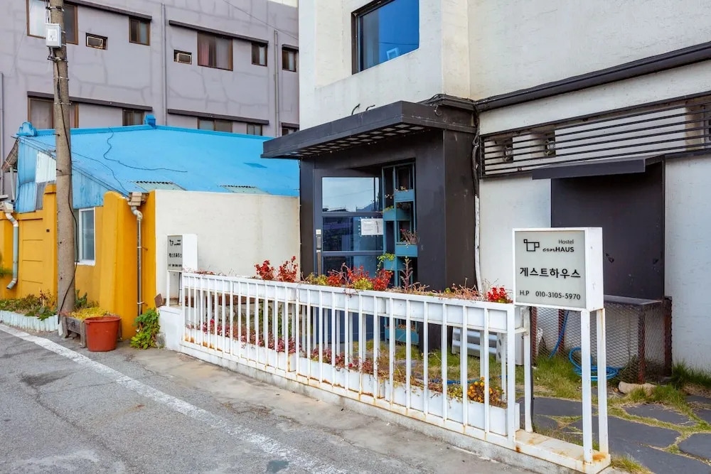 Gongju Ein Haus 2