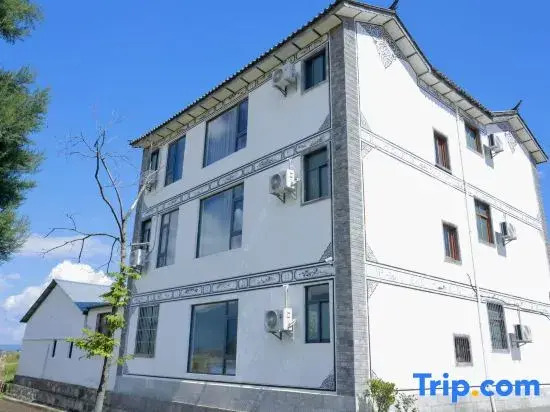 Ten Gardens, Nine Views | 360° Vitas Xizhou Dual-View Designer Lodge (Erhai Ecocorridor)