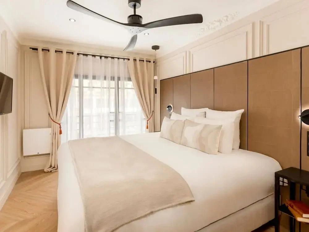 Merveil Luxury Suite - Bvd Saint Denis